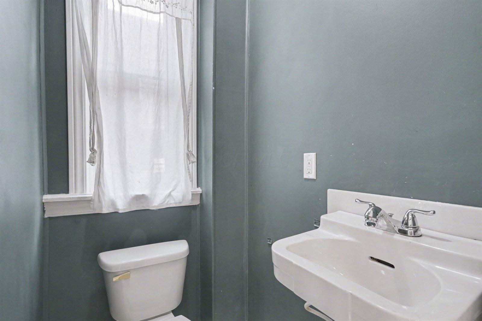 285 Thurman Avenue, Columbus, OH 43206