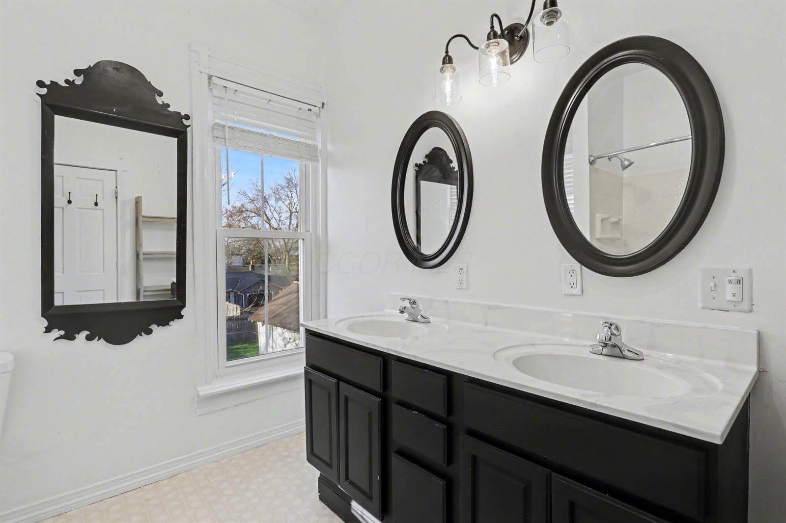 285 Thurman Avenue, Columbus, OH 43206