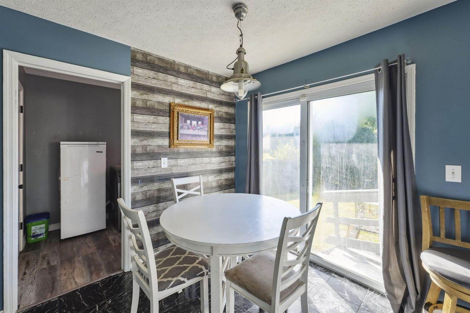 6109 Woodsboro Drive, Columbus, OH 43228