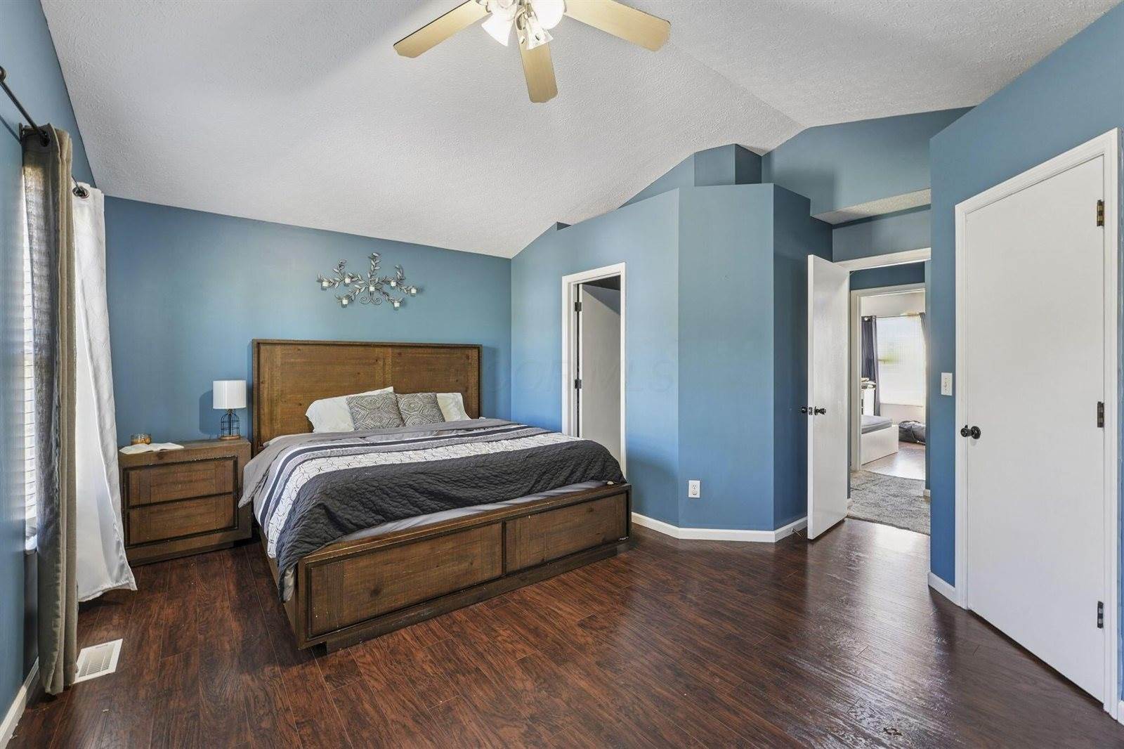 6109 Woodsboro Drive, Columbus, OH 43228