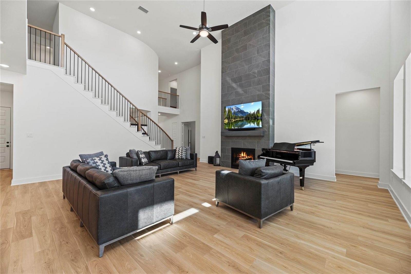 22035 Dahoon Holly Way, Cypress, TX 77433