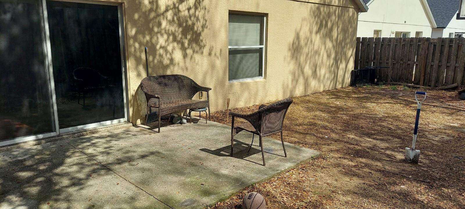 1124 Bluegrass Drive, Groveland, FL 34736