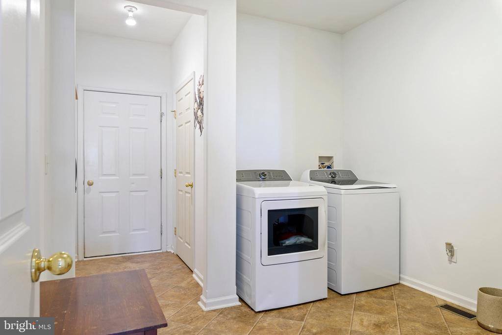 24594 Hollytree Circle, Georgetown, DE 19947