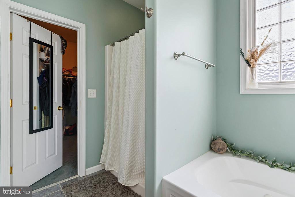 24594 Hollytree Circle, Georgetown, DE 19947