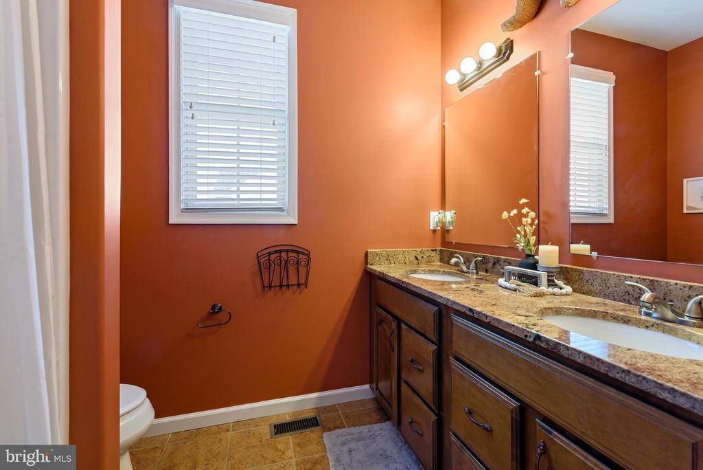 24594 Hollytree Circle, Georgetown, DE 19947