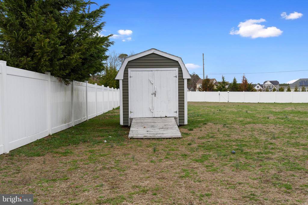 24594 Hollytree Circle, Georgetown, DE 19947