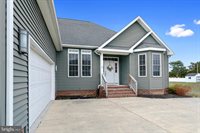 24594 Hollytree Circle, Georgetown, DE 19947