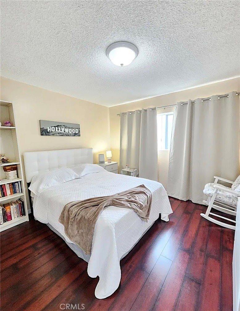 5055 Coldwater Canyon, Sherman Oaks, CA 91423