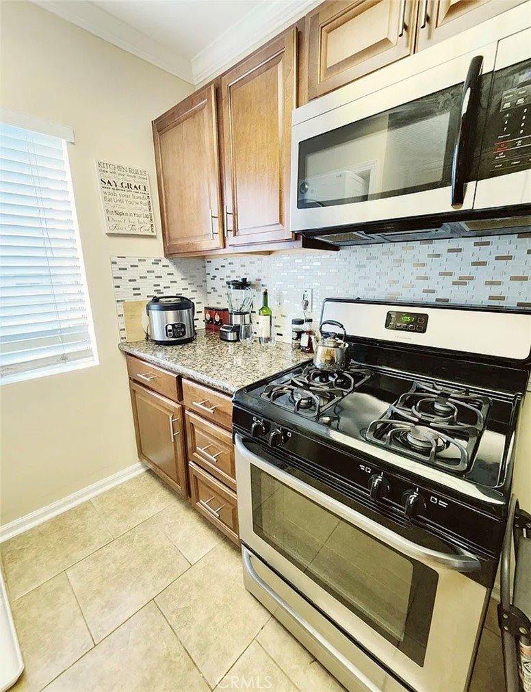 5055 Coldwater Canyon, Sherman Oaks, CA 91423
