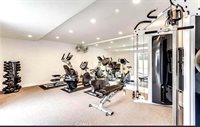 5055 Coldwater Canyon, Sherman Oaks, CA 91423