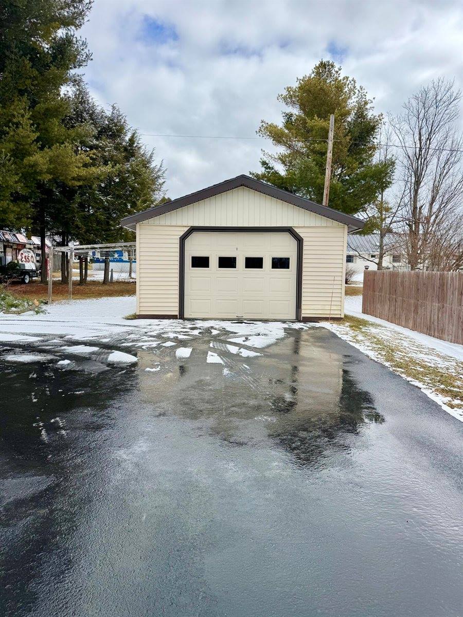 99 Canterbury Street, Presque Isle, ME 04769