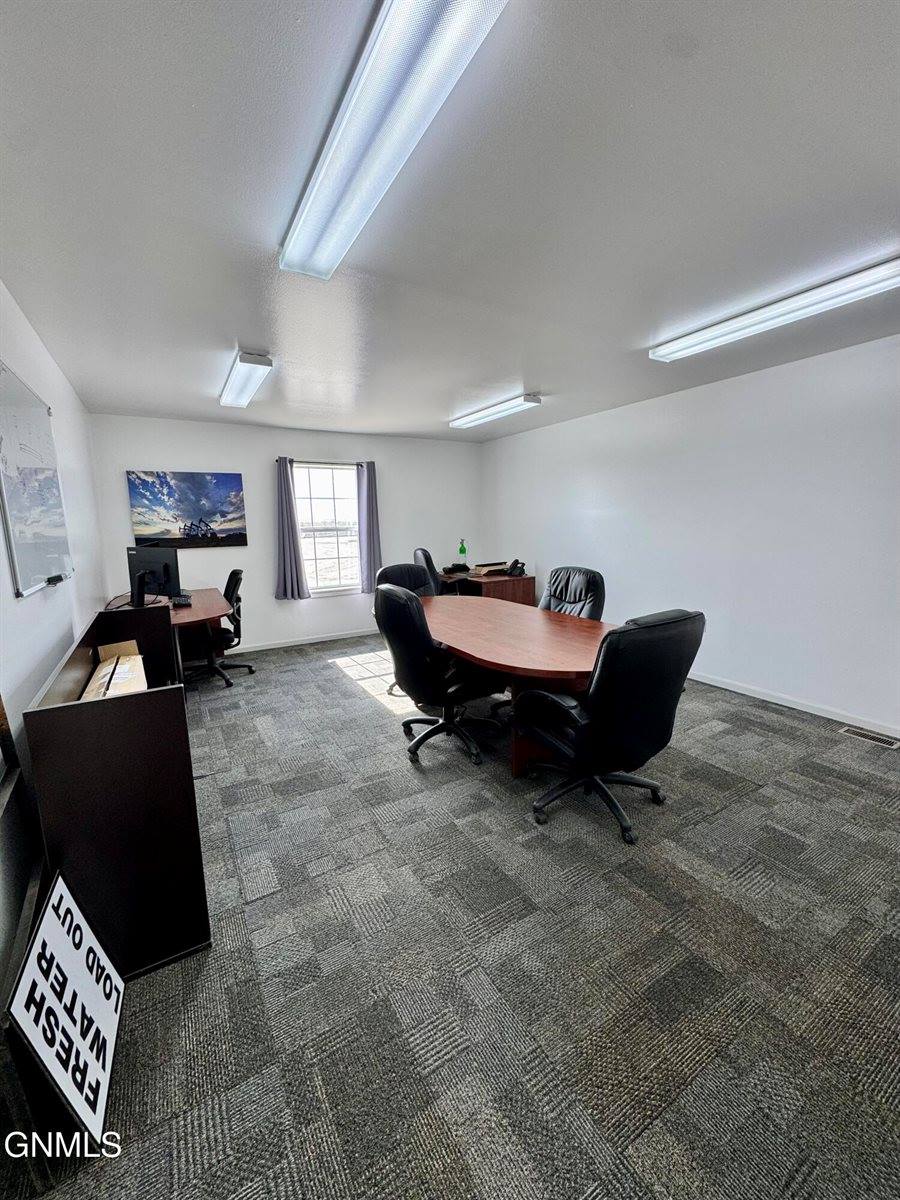 820 42nd Street West, Williston, ND 58801