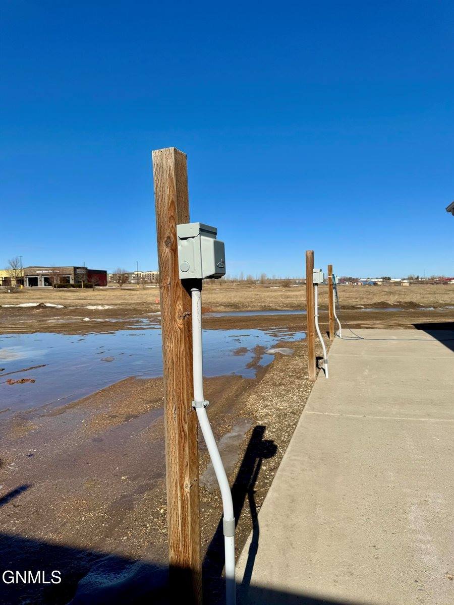 820 42nd Street West, Williston, ND 58801