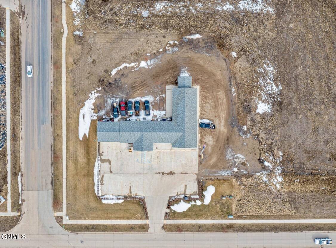 820 42nd Street West, Williston, ND 58801