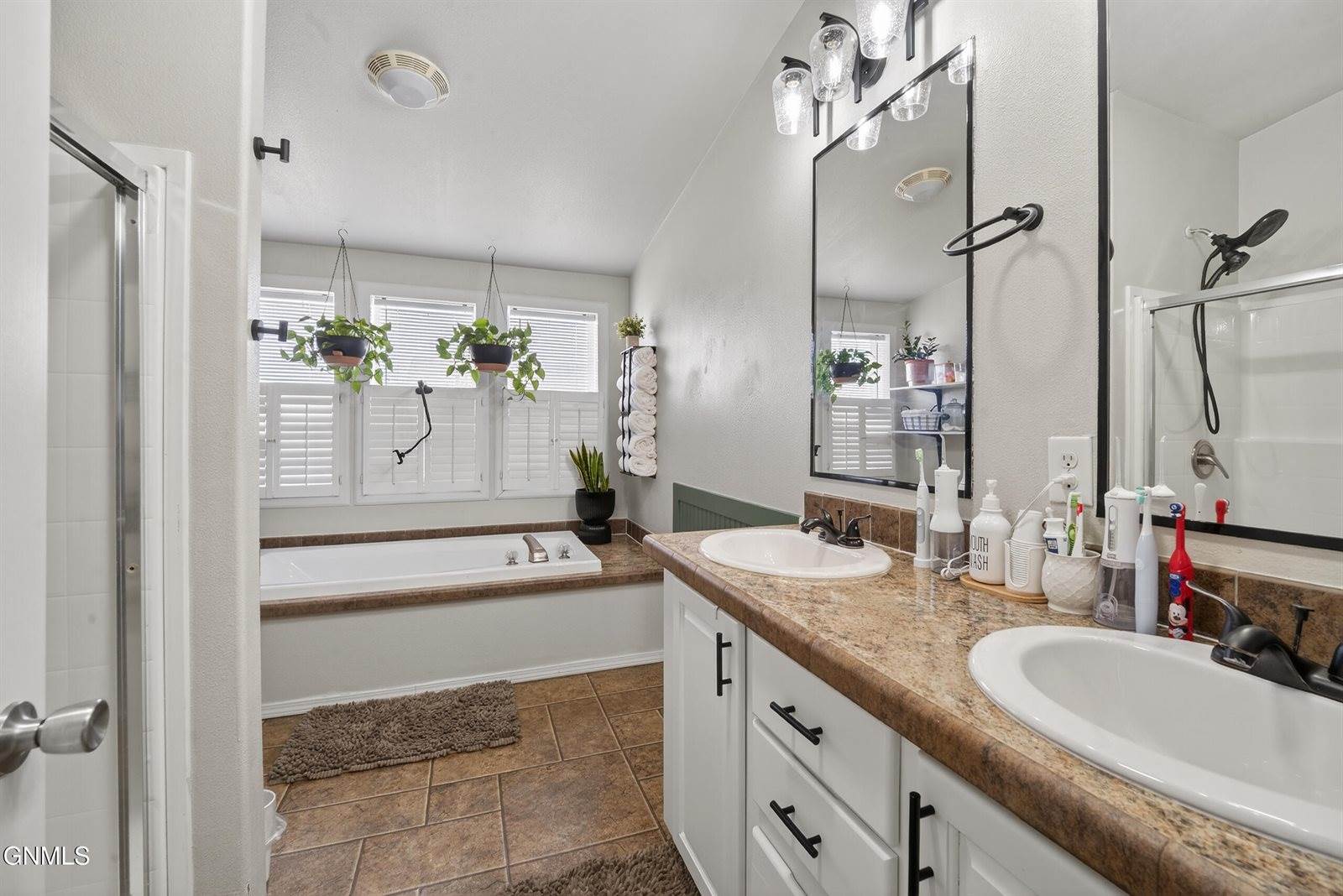 13843 Cottonwood Street, Williston, ND 58801