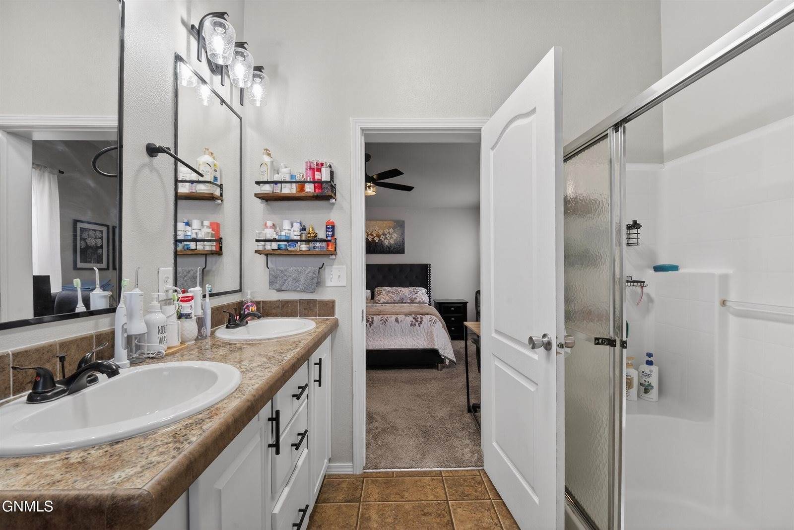 13843 Cottonwood Street, Williston, ND 58801