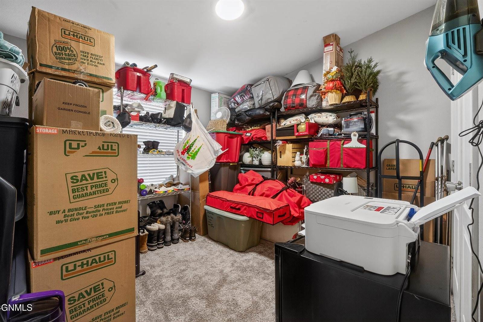 13843 Cottonwood Street, Williston, ND 58801