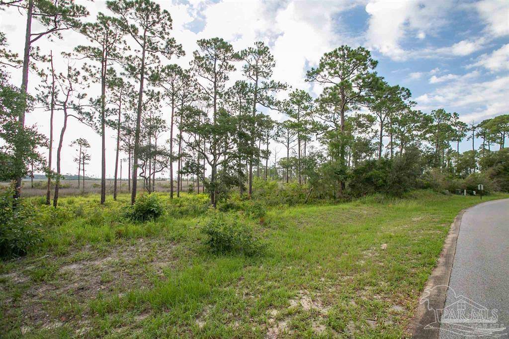 5768 Boca Ciega Blvd, Pensacola, FL 32507