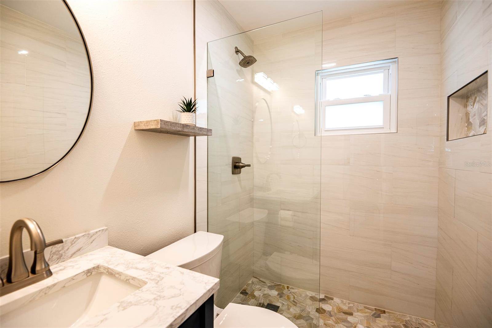 569 Bamboo Drive South, Saint Petersburg, FL 33707