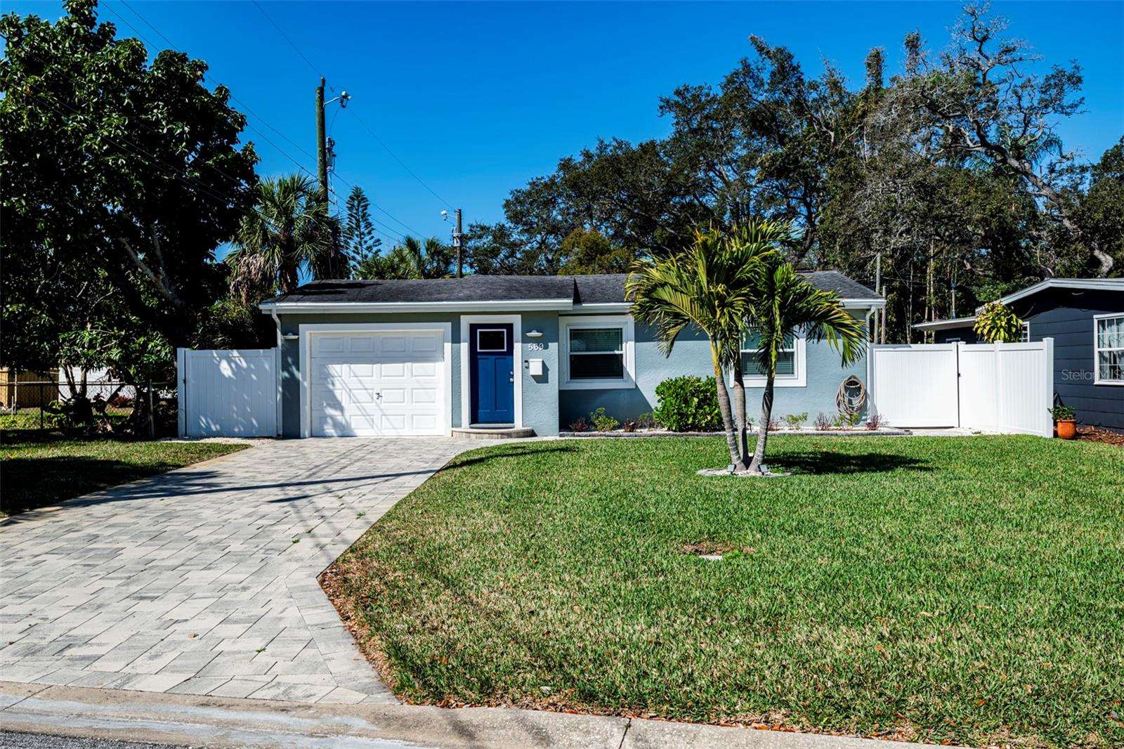 569 Bamboo Drive South, Saint Petersburg, FL 33707