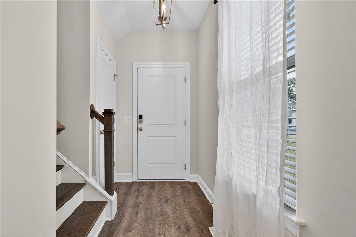 210 Wappoo Trace Lane, Summerville, SC 29486