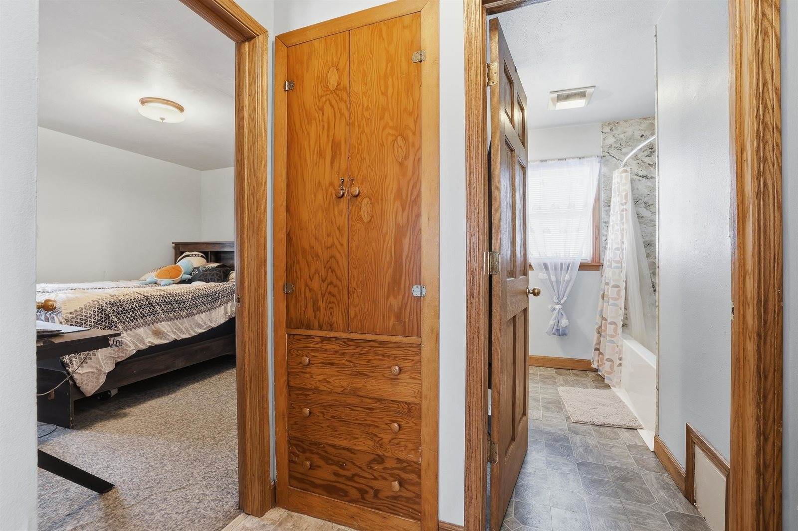 400 W Main Street, Thorp, WI 54771