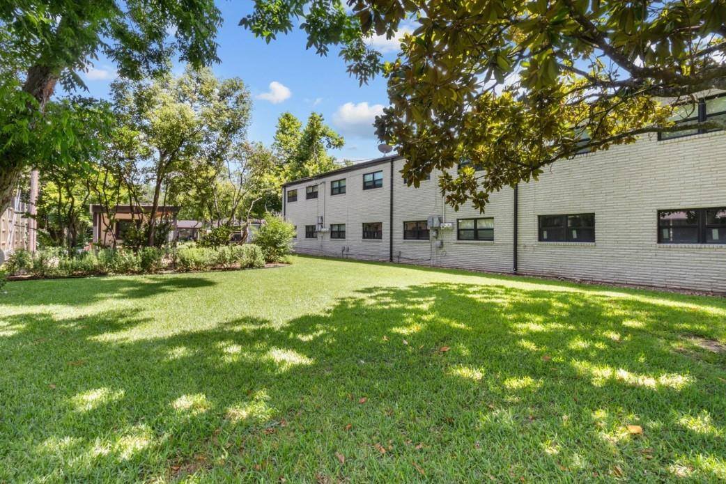 201 South Kansas Avenue, League City, TX 77573