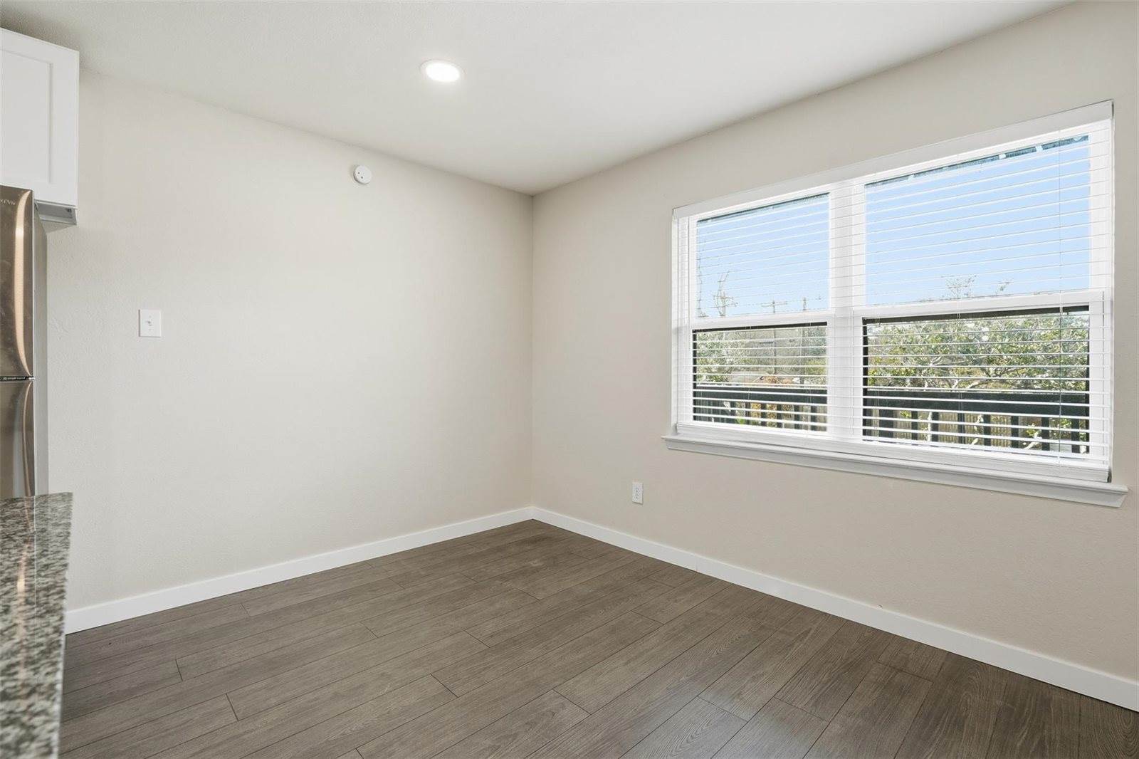 201 South Kansas Avenue, League City, TX 77573