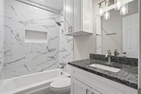 201 South Kansas Avenue, League City, TX 77573