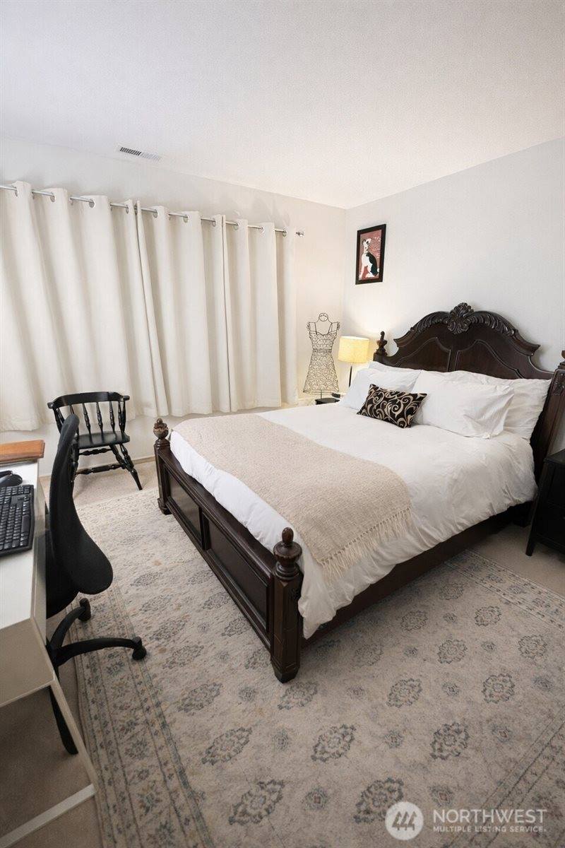 4825 43rd Lane SE, Lacey, WA 98503