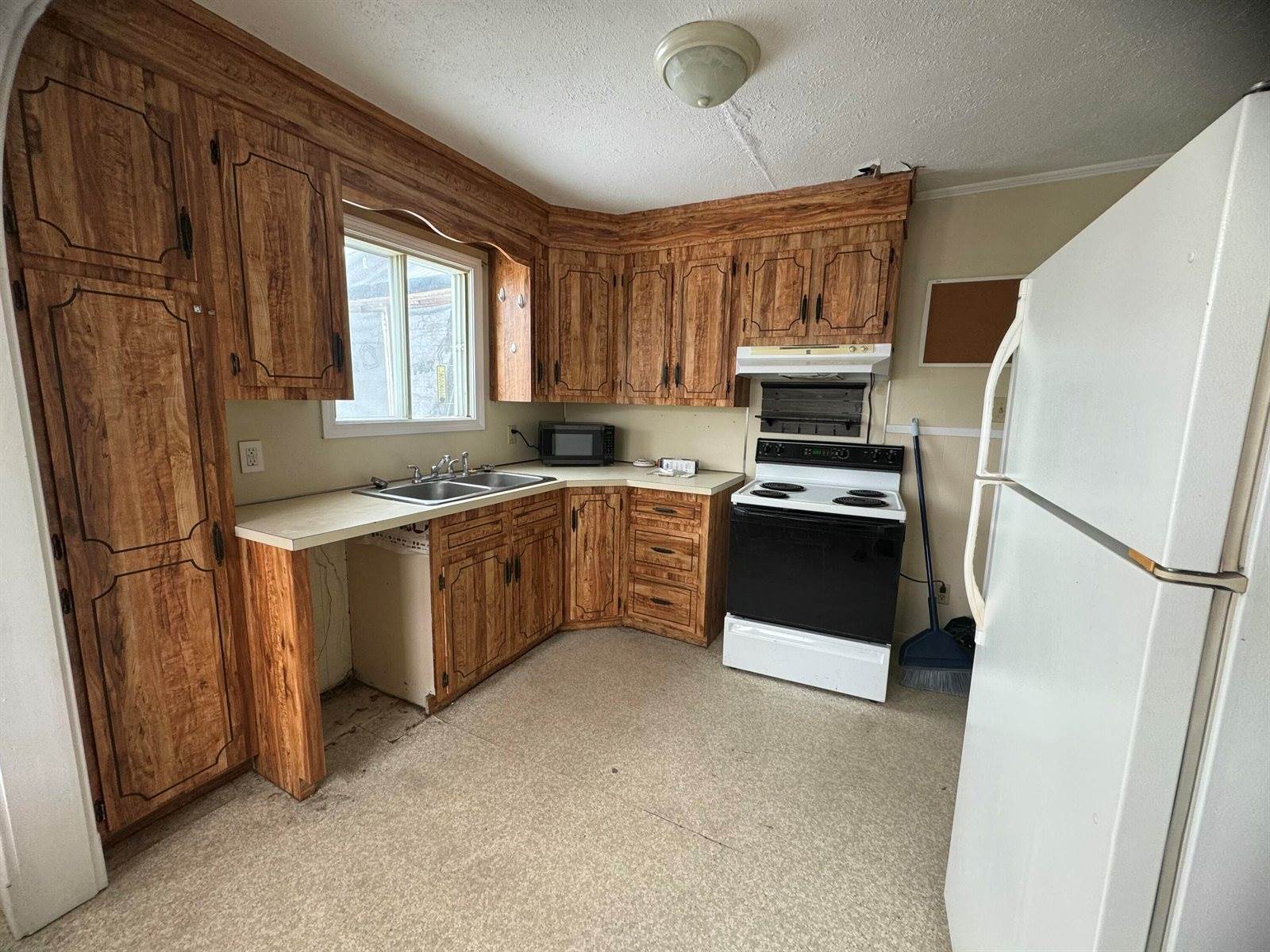 334 Main Street, Madawaska, ME 04756