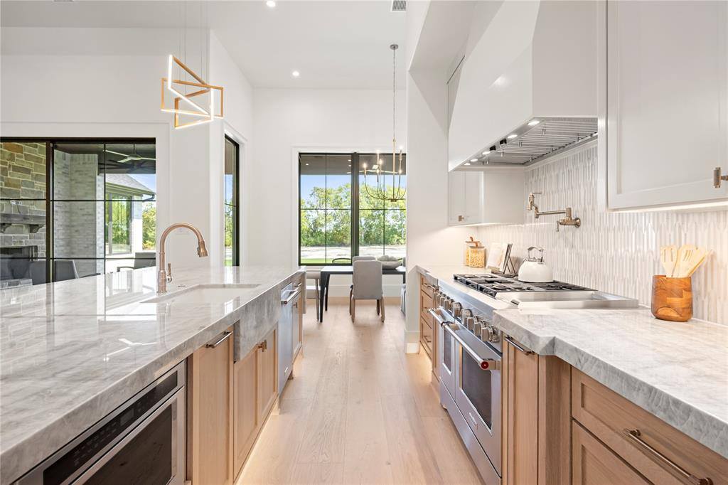 5020 Frost Creek, Aledo, TX 76008