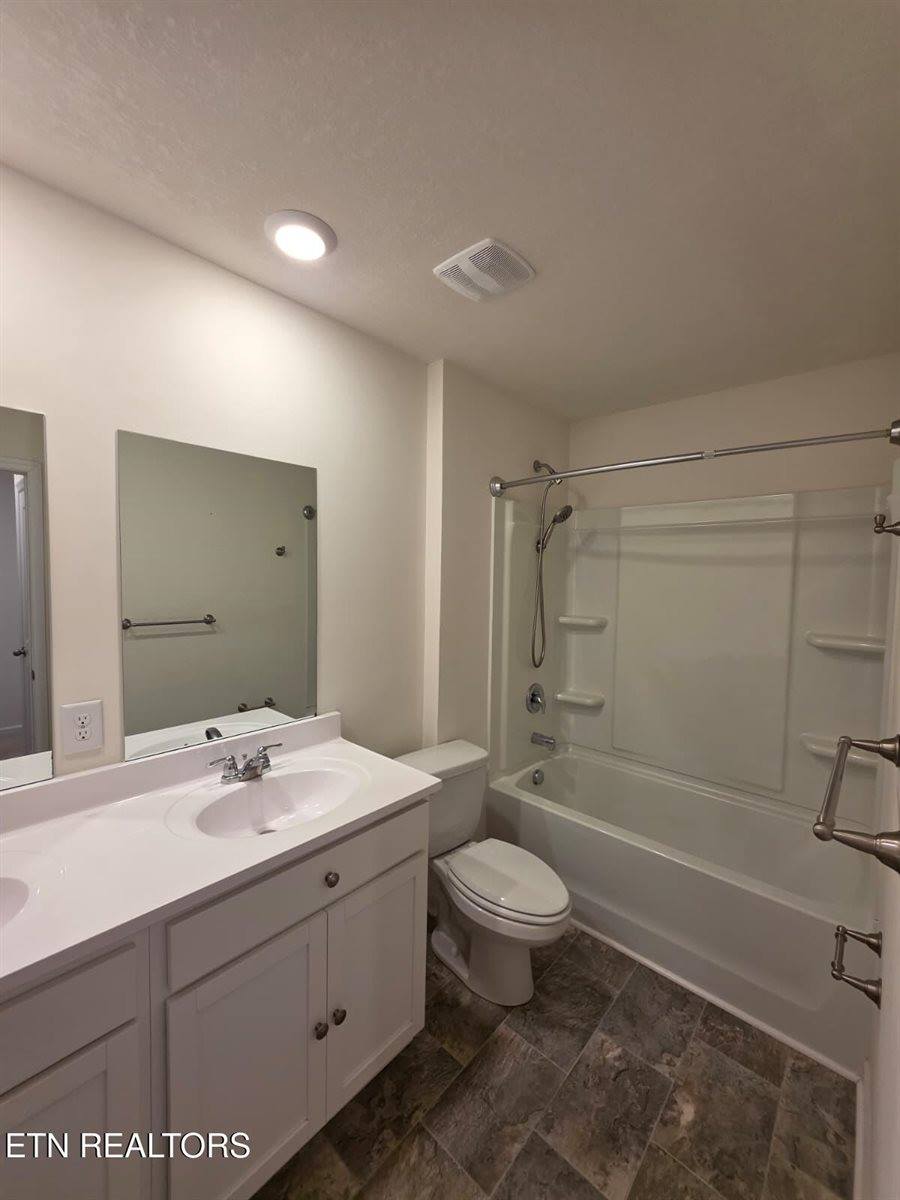 1428 Ridge Estates Drive, Athens, TN 37303