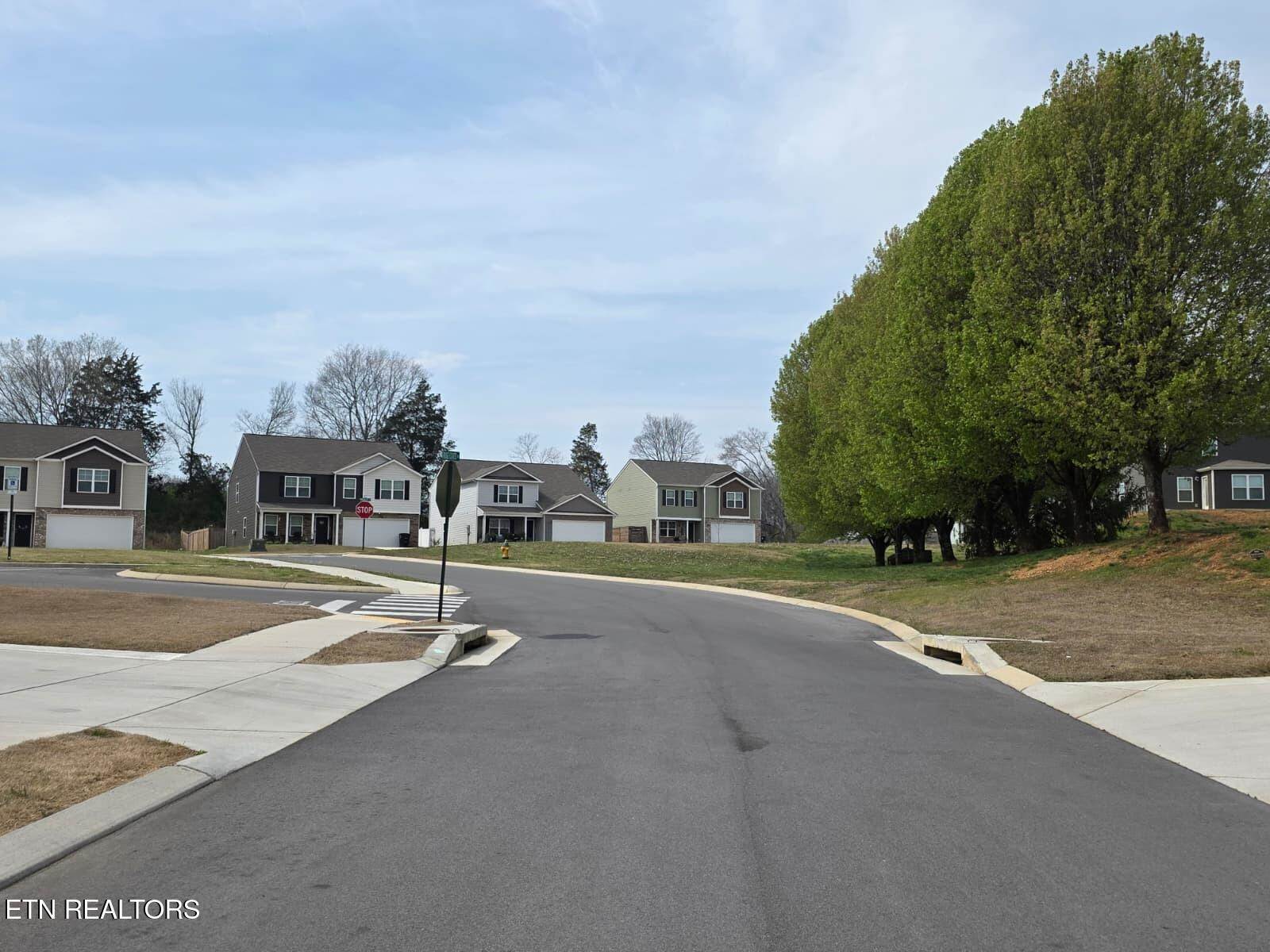 1428 Ridge Estates Drive, Athens, TN 37303