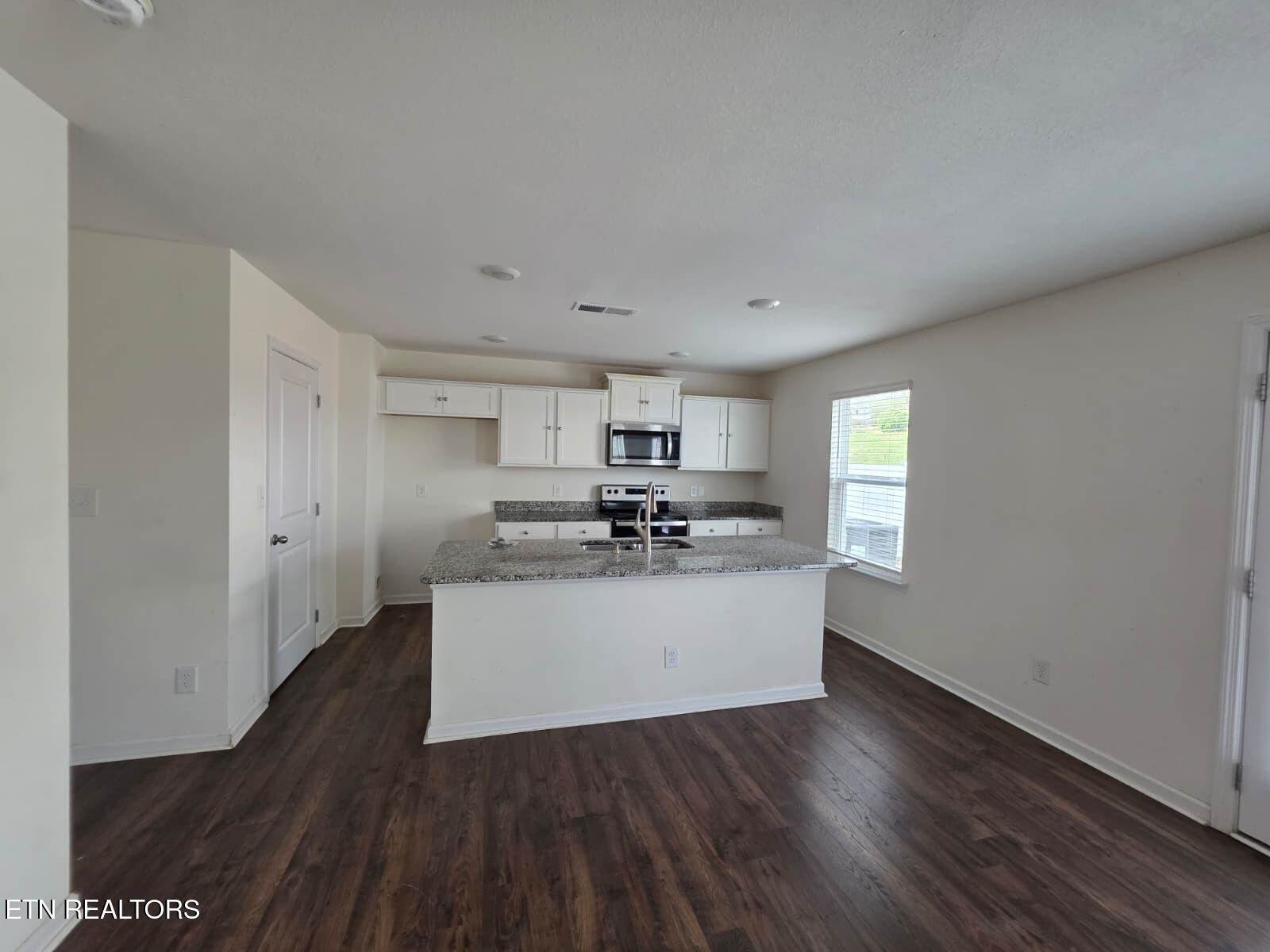 1428 Ridge Estates Drive, Athens, TN 37303