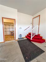 1501 35th Street, Bismarck, ND 58501