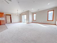 1501 35th Street, Bismarck, ND 58501