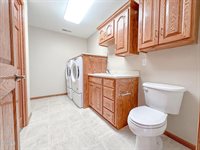 1501 35th Street, Bismarck, ND 58501