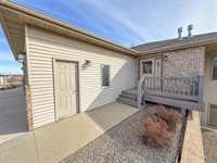1501 35th Street, Bismarck, ND 58501