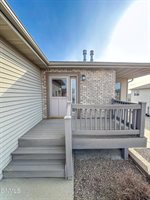 1501 35th Street, Bismarck, ND 58501