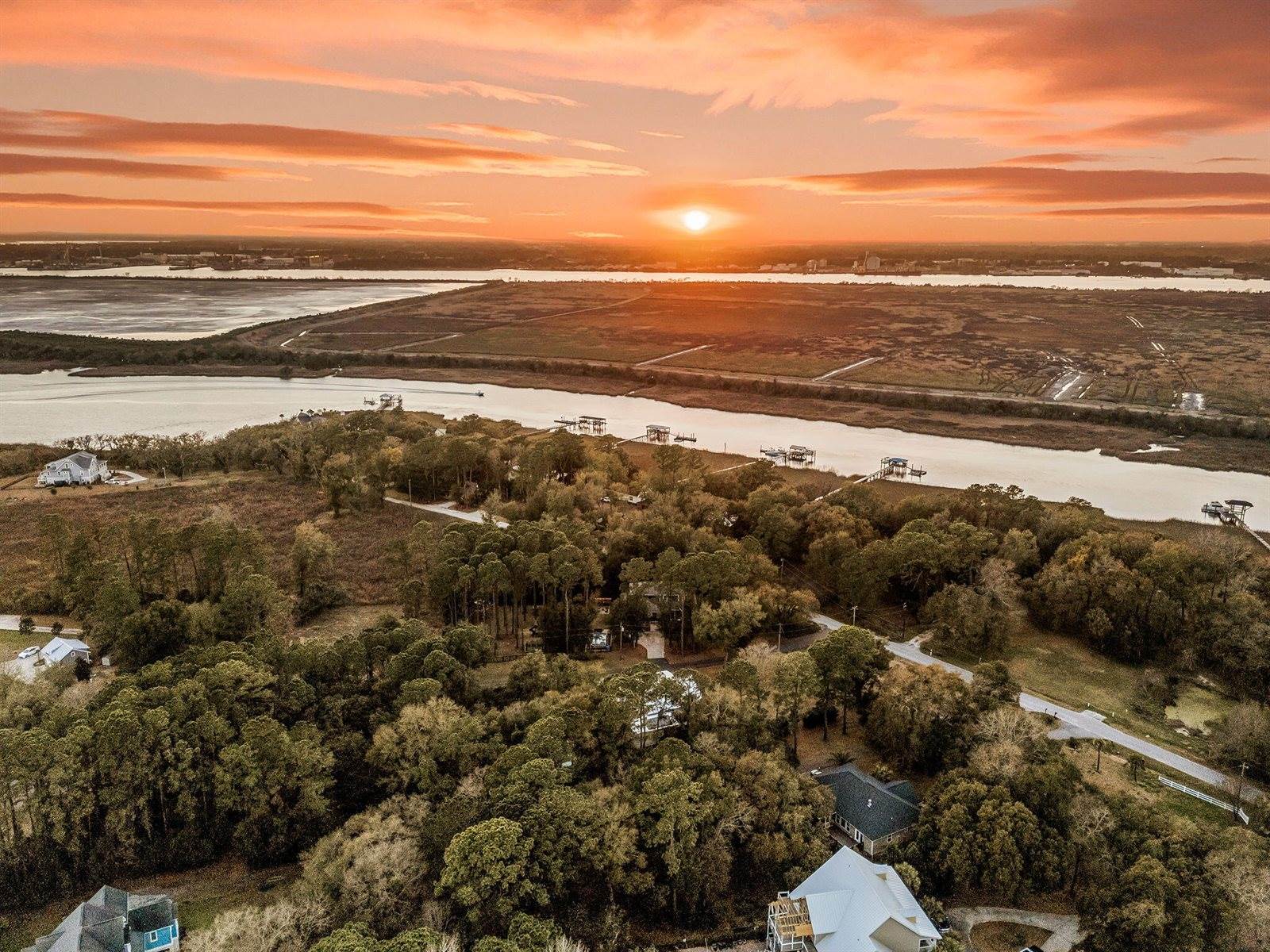 1145 Pinefield Drive, Charleston, SC 29492