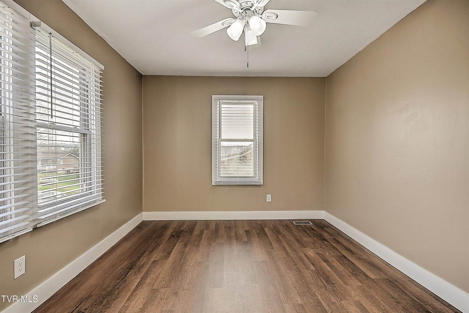 1921 Woodbine Street, Kingsport, TN 37660