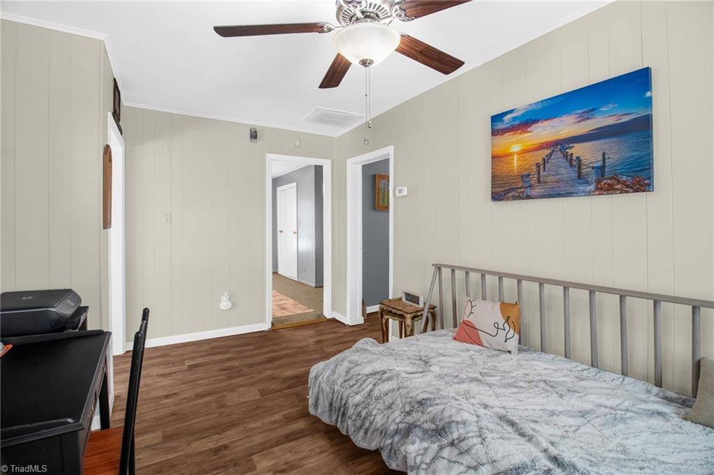 605 South Main Street, Kernersville, NC 27284