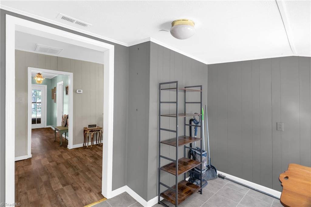 605 South Main Street, Kernersville, NC 27284