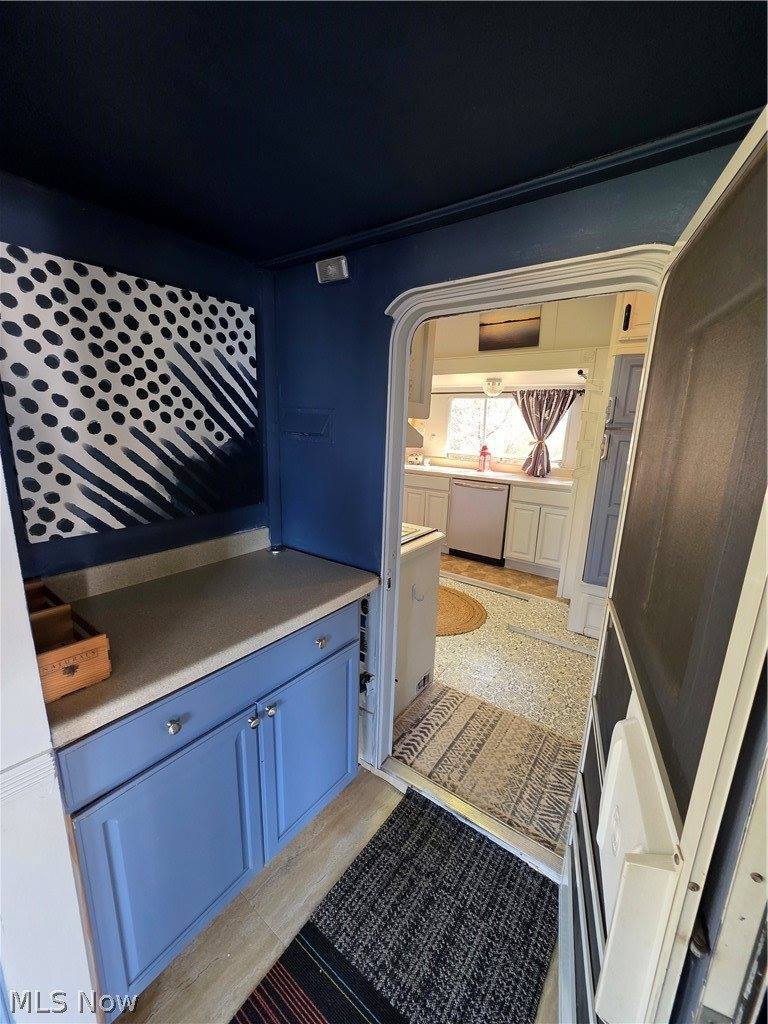 2353-2354 Norman Path, Senecaville, OH 43780
