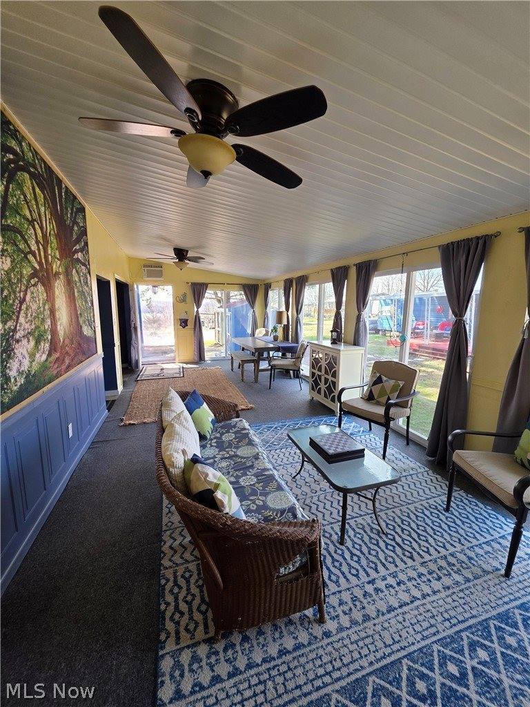 2353-2354 Norman Path, Senecaville, OH 43780