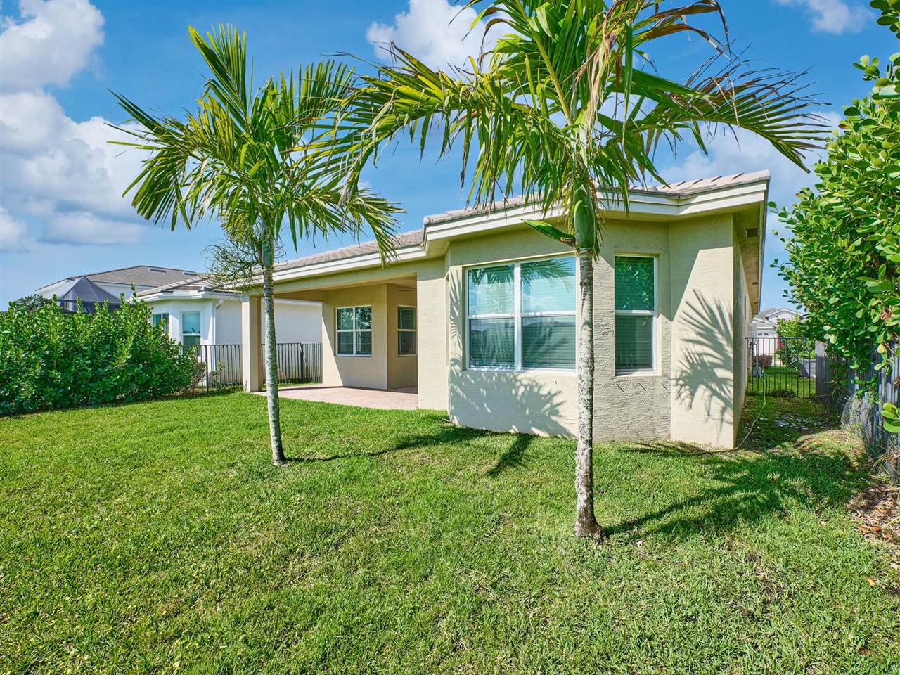 15751 Goldfinch Circle, The Acreage, FL 33470