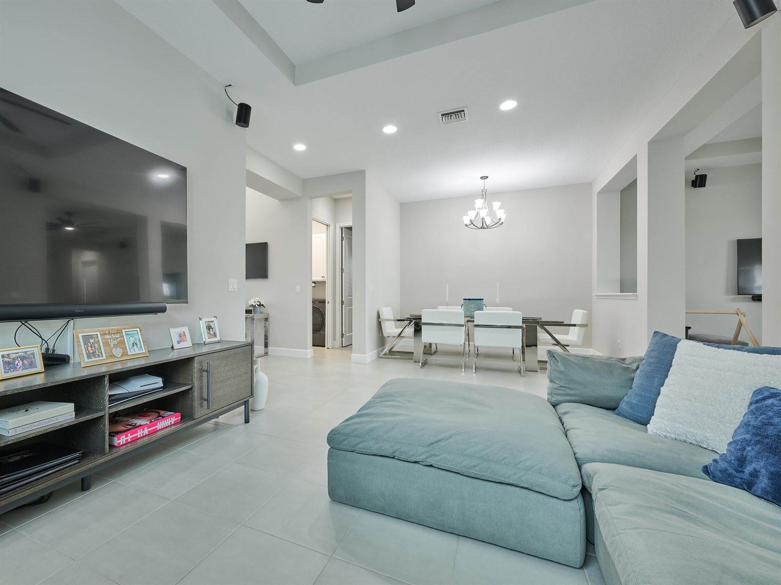 15751 Goldfinch Circle, The Acreage, FL 33470