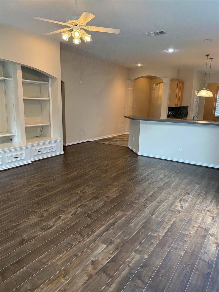 12911 Tall Spruce Drive, Cypress, TX 77429