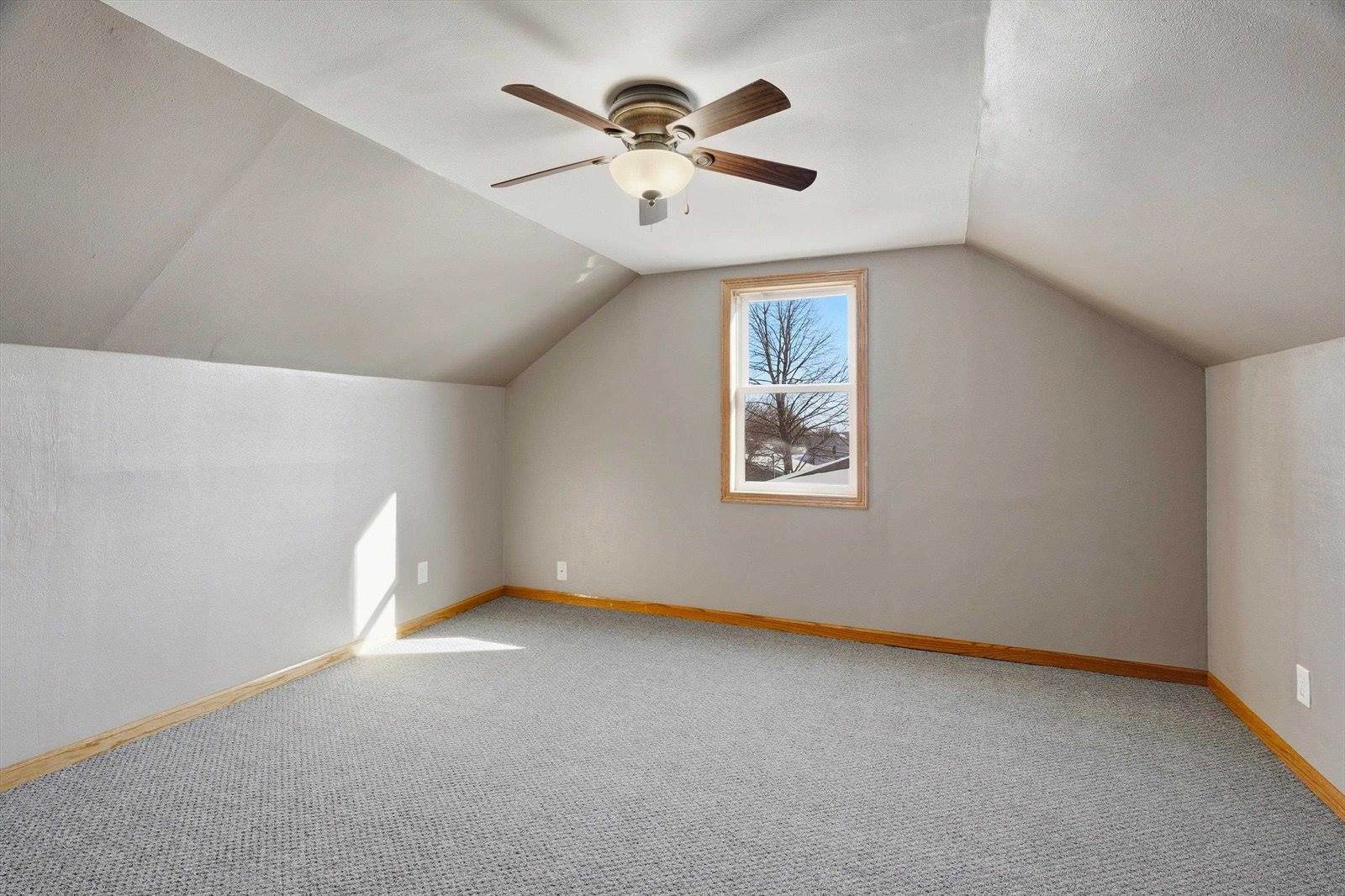 216 S 4th Street, Colby, WI 54421